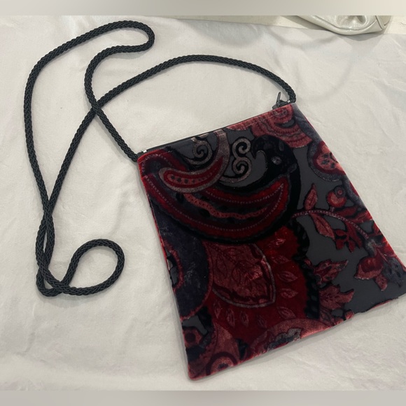 Vintage velvet purse - Picture 2 of 4